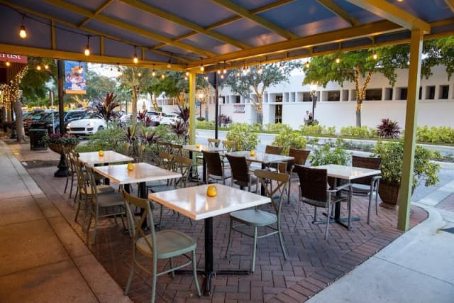 1592 | Wood Fired Kitchen & Cocktails