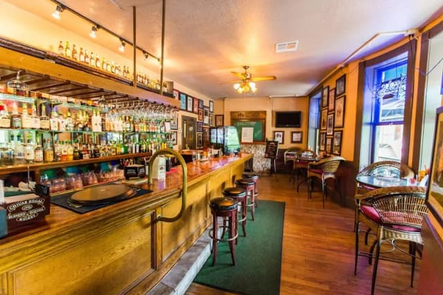 Balcony Restaurant & Bar