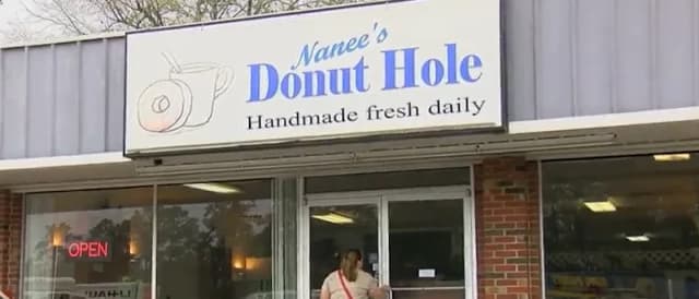 Nanee's Donut Hole