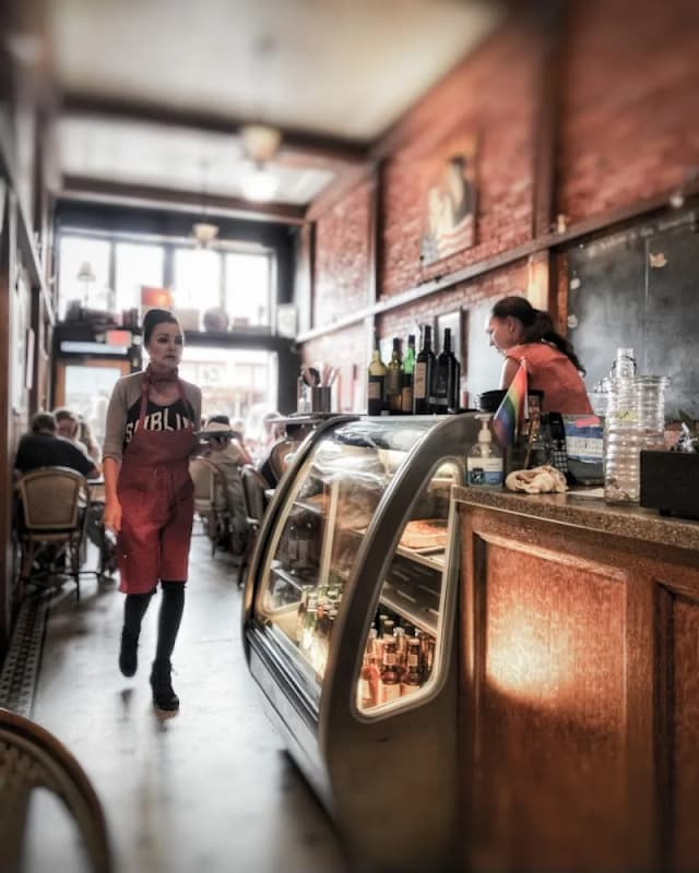Le Cornucopia Café