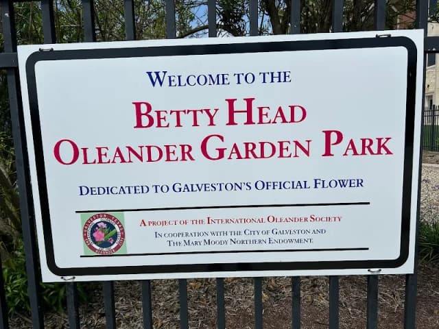Betty Head Oleander Garden Park