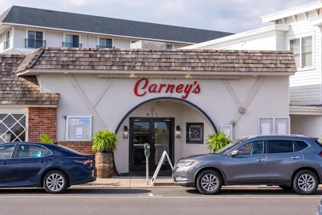 Carney's Restaurant & Lounge