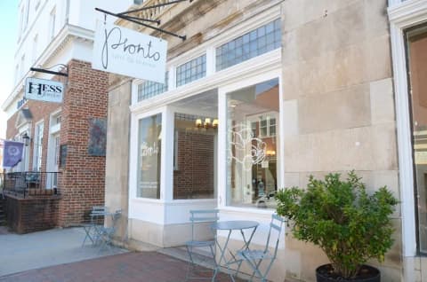 Cute spots in Lexington VA
